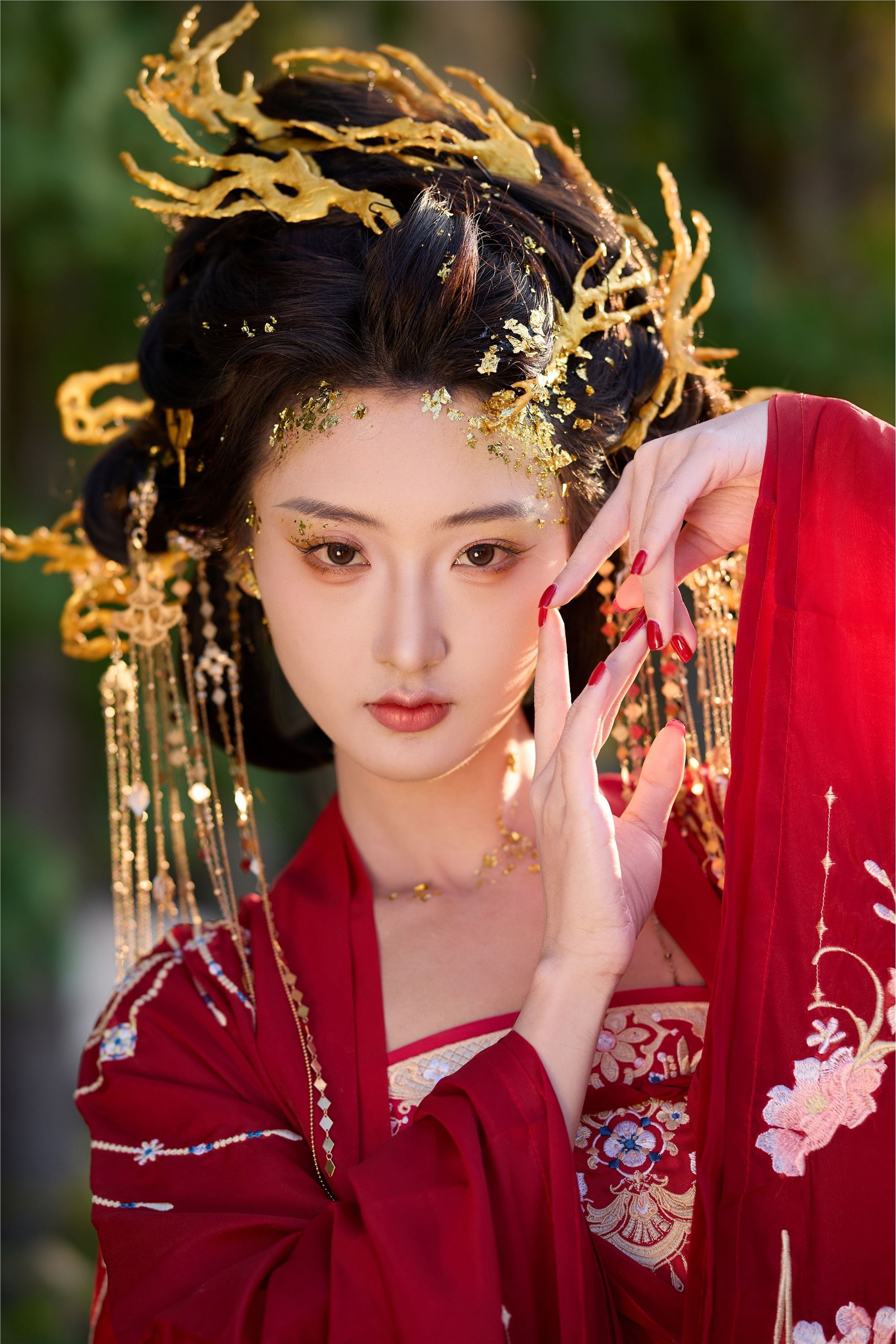 YITUYU艺图语 2025.01.24 镜妖 陈年小九